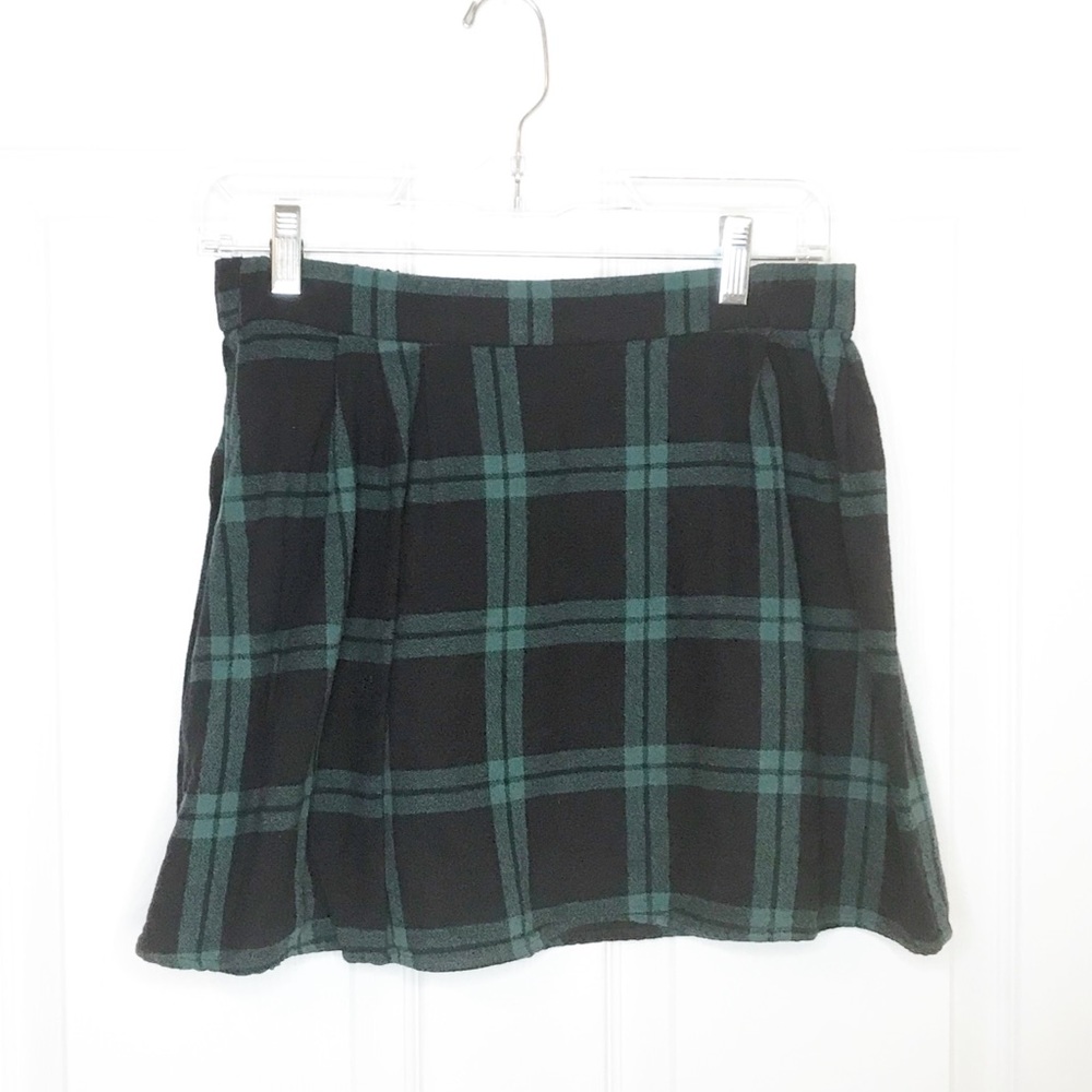 Old Navy plaid mini skirt